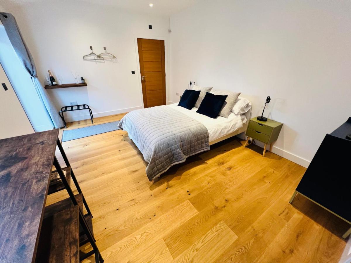 Bed and Breakfast Lavender Retreat à Wrexham Extérieur photo